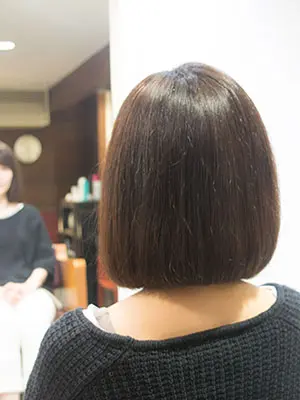 縮毛矯正で出来る髪型ボリュームを抑えたボブby美容室yippee東京